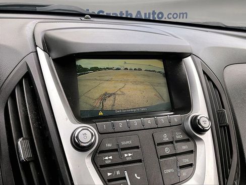 Used 2017 Chevrolet Equinox LT w/ Convenience Package AWD/4WD image 16