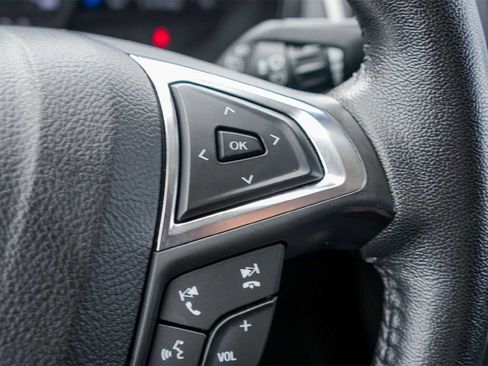 Used 2022 Ford Edge SEL w/ Convenience Package image 26