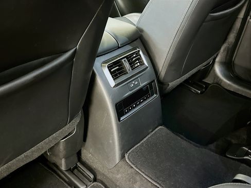 Used 2024 MAZDA CX-90 3.3 Turbo w/ Premium Package image 29