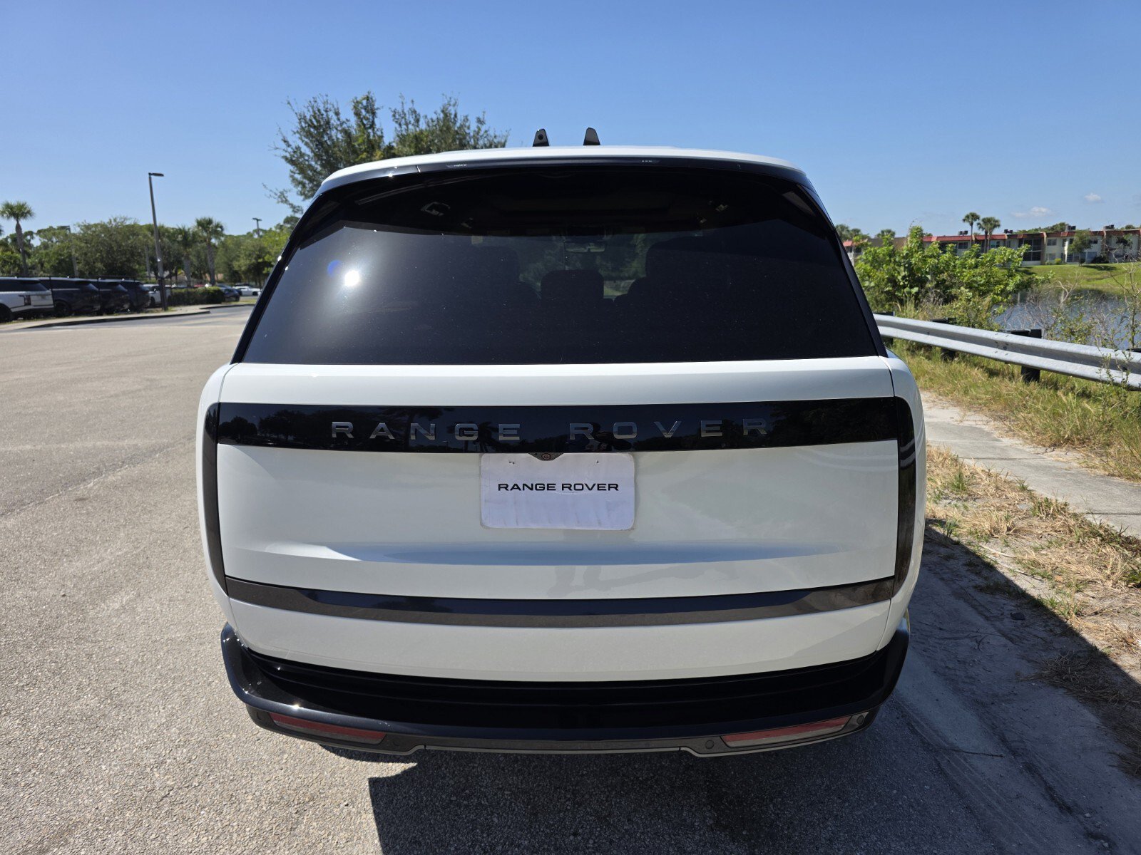 New 2026 Land Rover Range Rover SE AWD/4WD image 6
