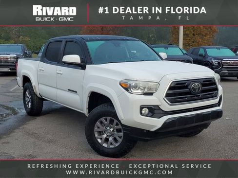 Used 2019 Toyota Tacoma TRD Sport image 1