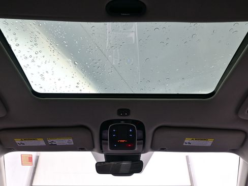 Certified 2023 Hyundai Santa Fe SEL image 18