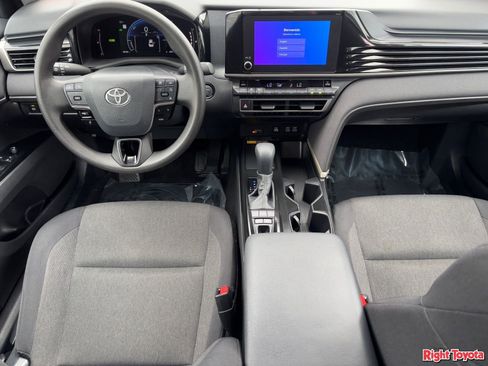 Certified 2025 Toyota Camry LE FWD image 15