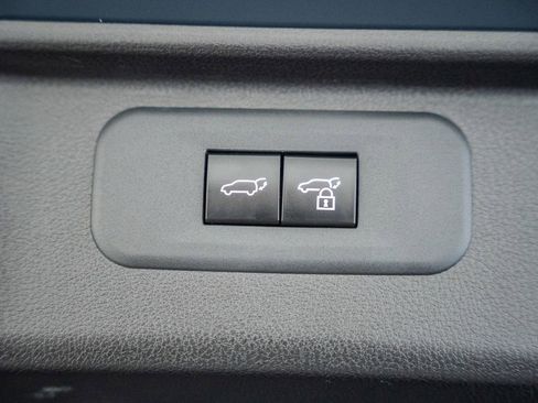 Used 2025 Toyota Grand Highlander AWD Hybrid image 11