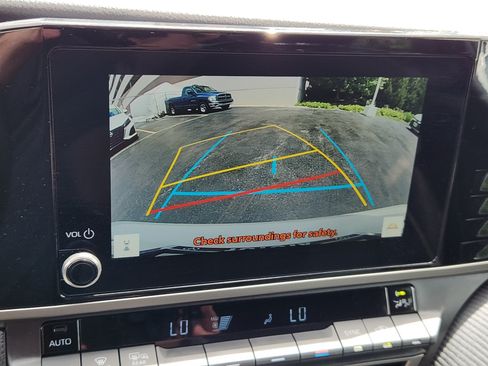 Certified 2025 Toyota Camry SE FWD image 15