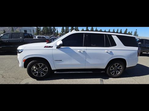 Used 2024 Chevrolet Tahoe Z71 w/ Z71 Off-Road Package AWD/4WD image 7