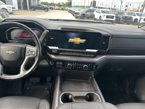 Used 2024 Chevrolet Silverado 2500 LTZ w/ LTZ Convenience Package AWD/4WD image 10