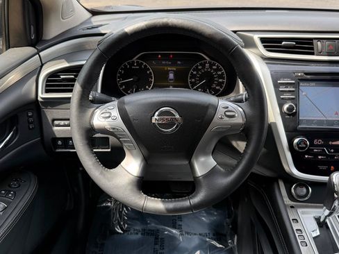 Used 2018 Nissan Murano SL w/ Moonroof Package AWD/4WD image 13