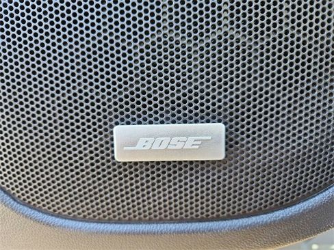 Used 2023 GMC Acadia SLE w/ Driver Convenience Package image 24