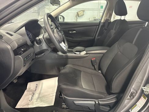 Used 2025 Nissan Sentra SV FWD image 23