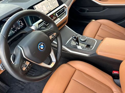 Used 2022 BMW 330e w/ Driving Assistance Package image 4