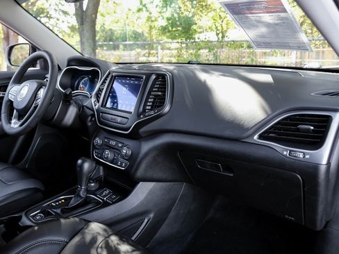 Used 2022 Jeep Cherokee Latitude Lux image 23