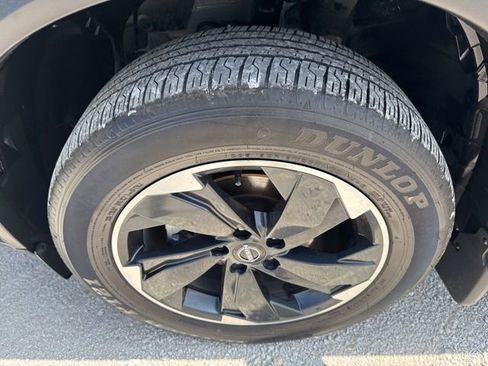 Used 2024 Nissan Rogue SV w/ SV Premium Package FWD image 22