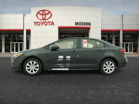New 2026 Toyota Corolla LE FWD image 18