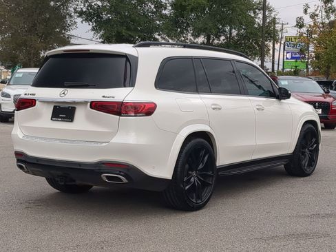Used 2022 Mercedes-Benz GLS 450 4MATIC image 3