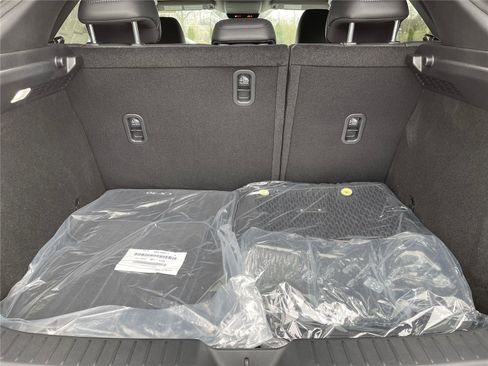 New 2025 MAZDA CX-30 AWD 2.5 S w/ Select Sport Pkg image 27