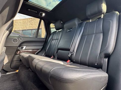 Used 2017 Land Rover Range Rover HSE AWD/4WD image 46