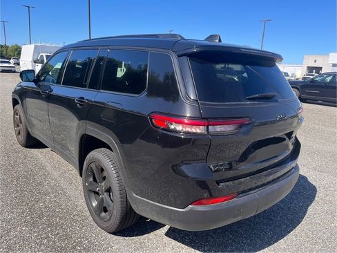 New 2025 Jeep Grand Cherokee L Limited w/ Black Appearance Package image 30