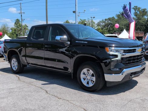 Used 2026 Chevrolet Silverado 1500 LT AWD/4WD image 3