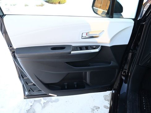 Used 2025 Toyota Sienna XSE image 15