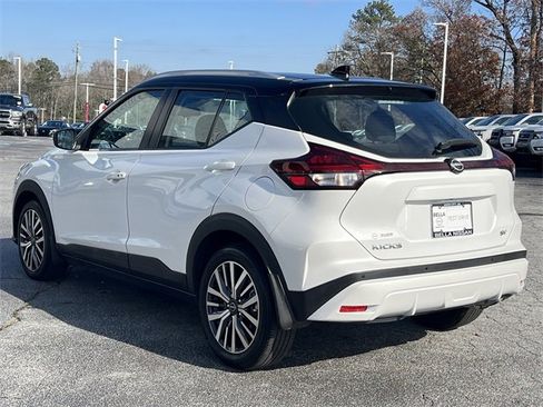 Used 2023 Nissan Kicks SV image 20