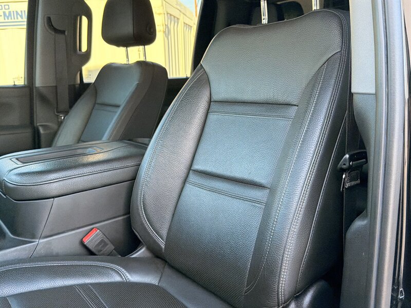 Used 2020 GMC Sierra 2500 Denali AWD/4WD image 29