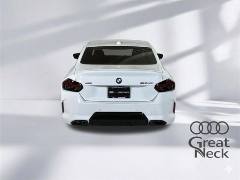 Used 2025 BMW M240i xDrive Coupe AWD/4WD image 22