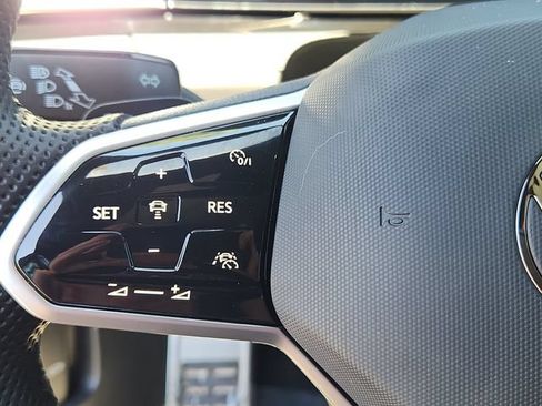 Certified 2023 Volkswagen Arteon SEL AWD/4WD image 16