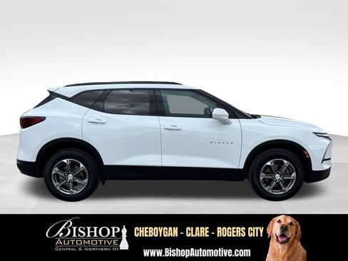 Used 2023 Chevrolet Blazer LT w/ Convenience Package AWD/4WD image 16