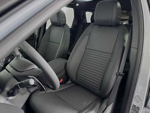New 2026 Land Rover Discovery Sport Landmark image 10