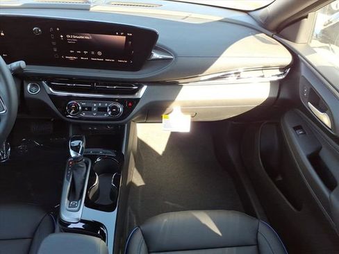 New 2026 Buick Envista Sport Touring w/ Convenience I Package image 18