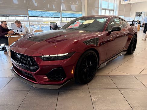 New 2026 Ford Mustang GT Premium w/ GT Performance Package RWD image 11