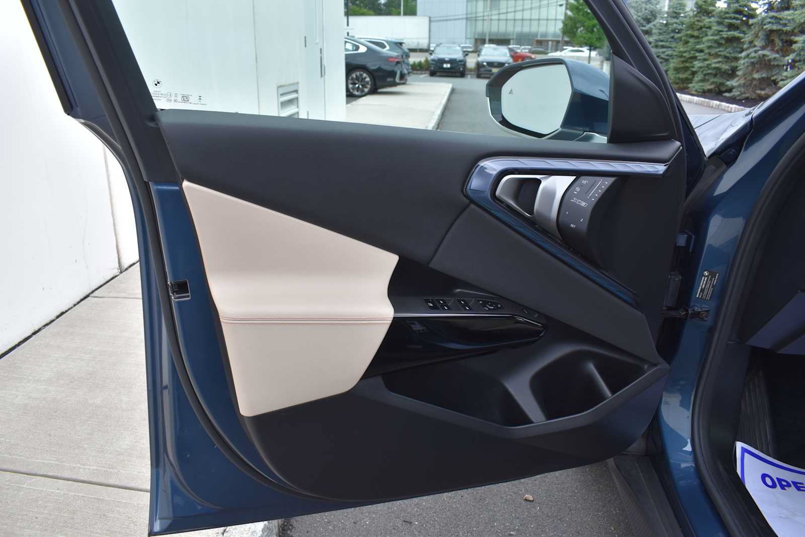 Used 2026 BMW X3 xDrive30i w/ Convenience Package AWD/4WD image 13
