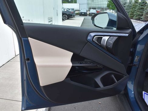 Used 2026 BMW X3 xDrive30i w/ Convenience Package AWD/4WD image 13
