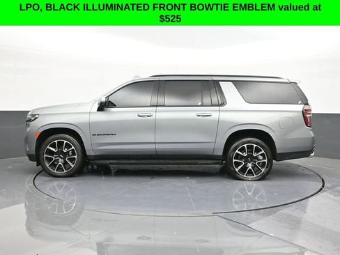 Used 2023 Chevrolet Suburban RST w/ Sport Performance Package image 10