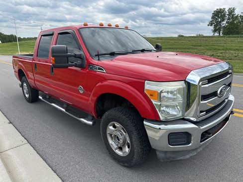 Used 2011 Ford F250 XLT AWD/4WD image 2
