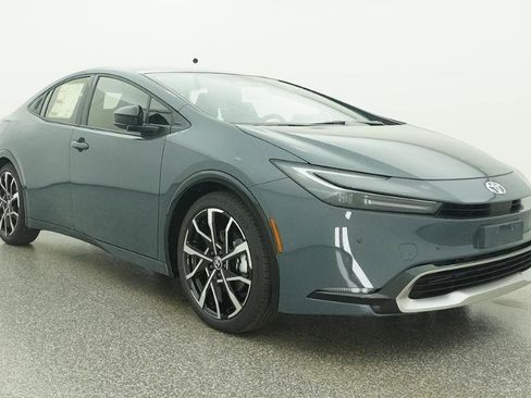 New 2026 Toyota Prius Plug-In Hybrid image 39