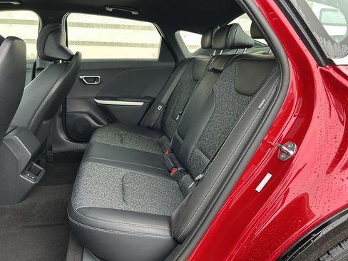 New 2025 Kia K4 GT-Line image 12