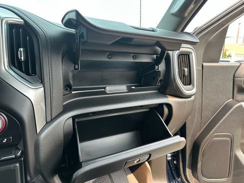 Used 2022 Chevrolet Silverado 3500 LTZ w/ LTZ Convenience Package AWD/4WD image 30