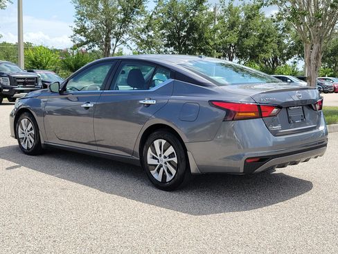 Certified 2025 Nissan Altima 2.5 S FWD image 8