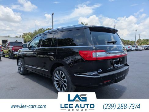 Used 2021 Lincoln Navigator Reserve w/ Luxury Package AWD/4WD image 5