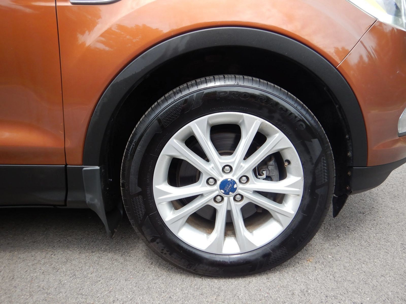 Used 2017 Ford Escape SE w/ Equipment Group 201A AWD/4WD image 26