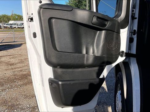 New 2023 RAM ProMaster 3500 w/ Convenience Group image 10
