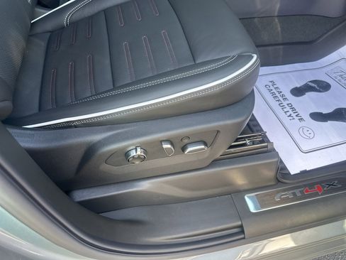 Used 2026 GMC Sierra 1500 AT4X image 10