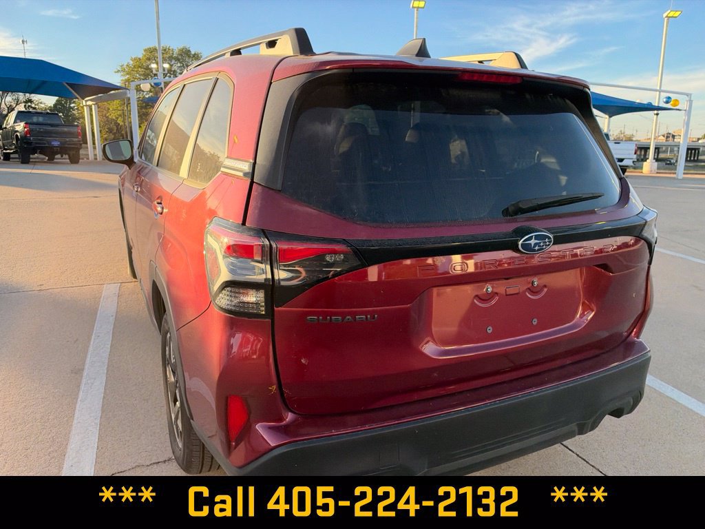 Used 2025 Subaru Forester Premium AWD/4WD image 6