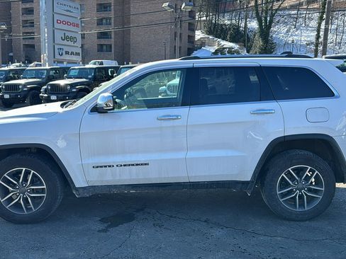 Certified 2019 Jeep Grand Cherokee Limited image 11