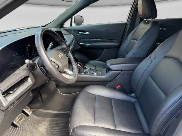 Used 2024 Cadillac XT4 Sport w/ Active Safety Package AWD/4WD image 10