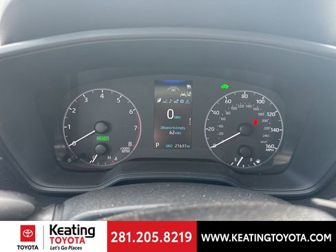 Used 2024 Toyota Corolla Cross AWD Hybrid image 18