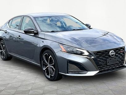 Used 2024 Nissan Altima 2.5 SR