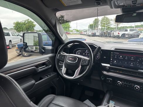 Used 2025 GMC Sierra 2500 SLT w/ SLT Convenience Package AWD/4WD image 50